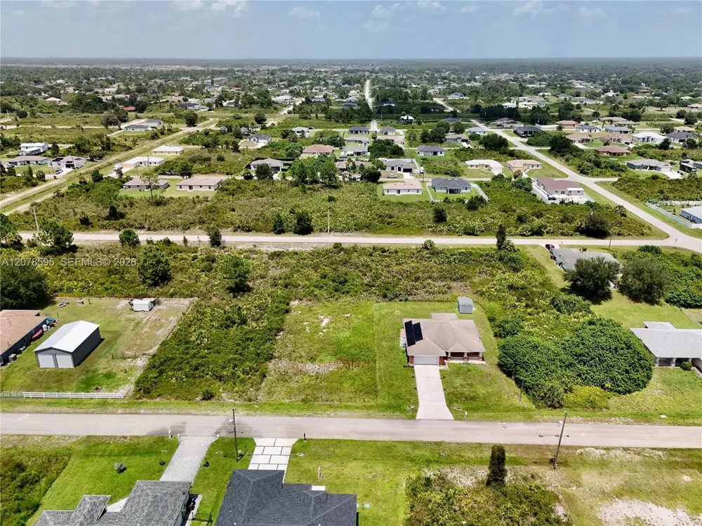 2808 55TH ST W Lehigh Acres, FL 33971