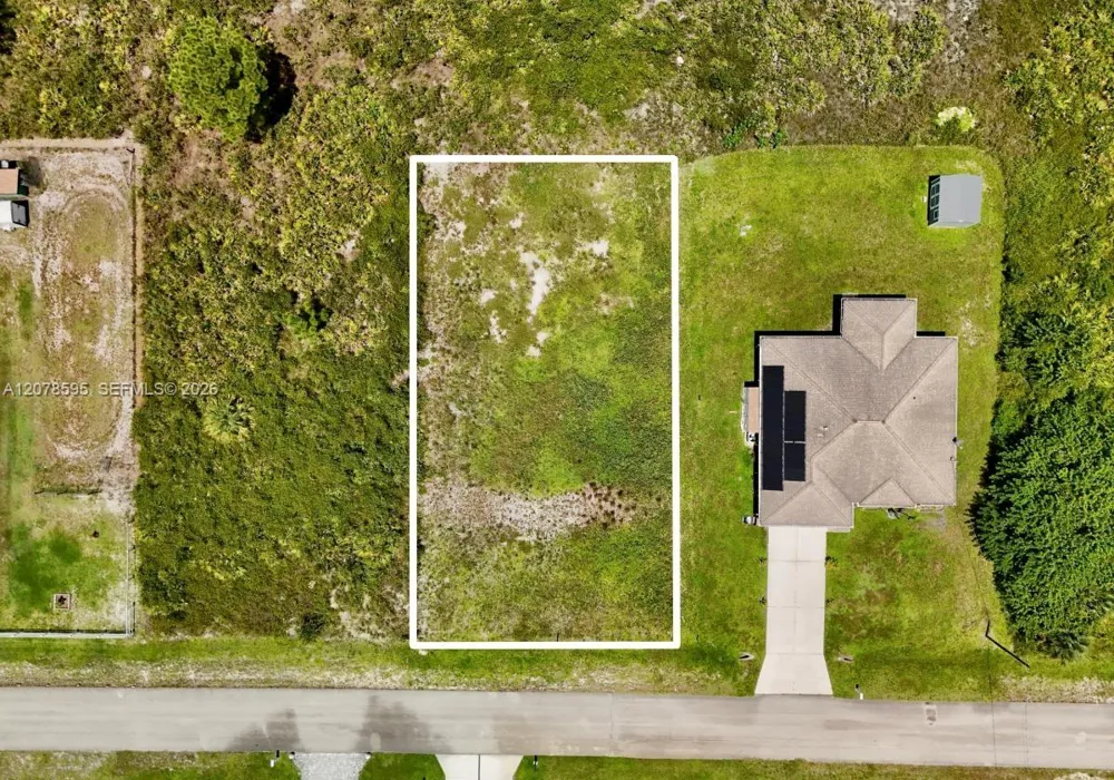 2808 55TH ST W Lehigh Acres, FL 33971