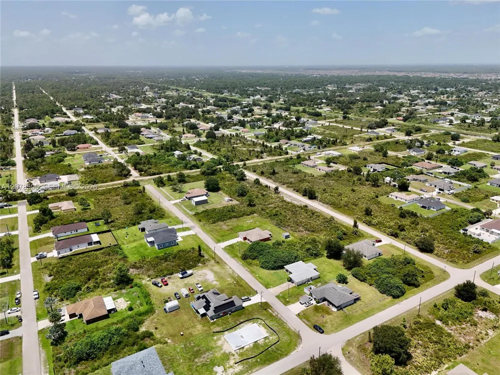 2808 55TH ST W Lehigh Acres, FL 33971