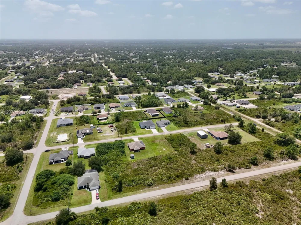 2808 55TH ST W Lehigh Acres, FL 33971