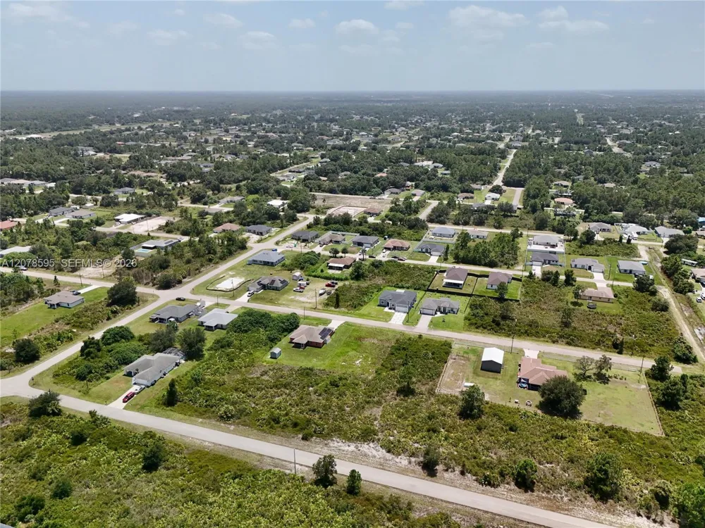 2808 55TH ST W Lehigh Acres, FL 33971