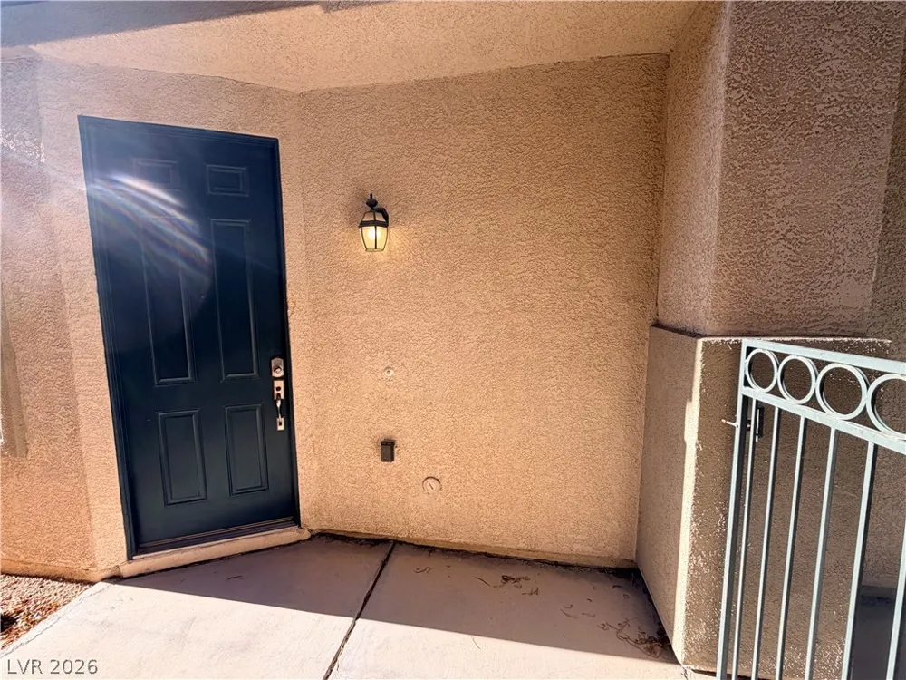 6535 Goldfield Street North Las Vegas, NV 89084
