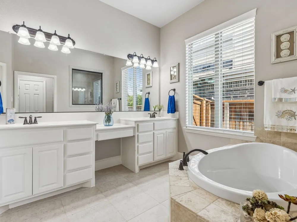 8917 James Drive Lantana, TX 76226