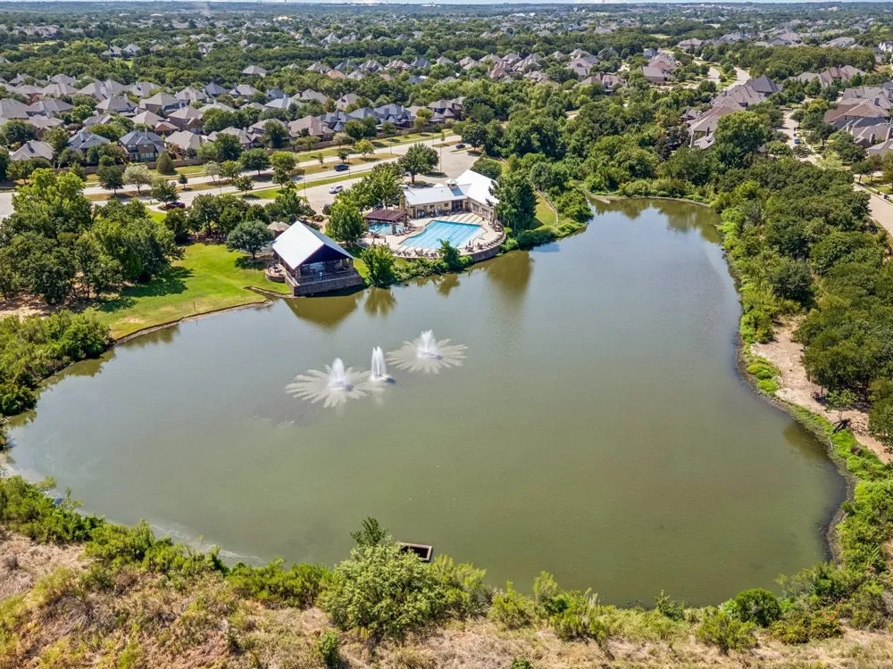 8917 James Drive Lantana, TX 76226