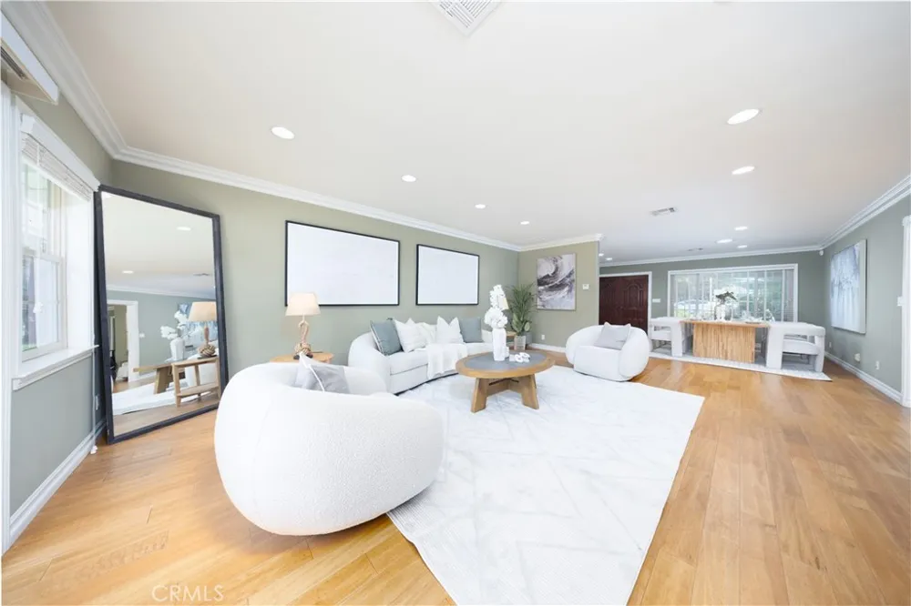 430 W Winnie Way Arcadia, CA 91007