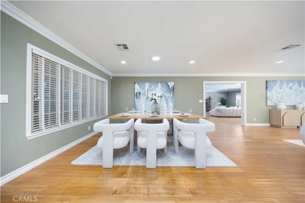 430 W Winnie Way Arcadia, CA 91007