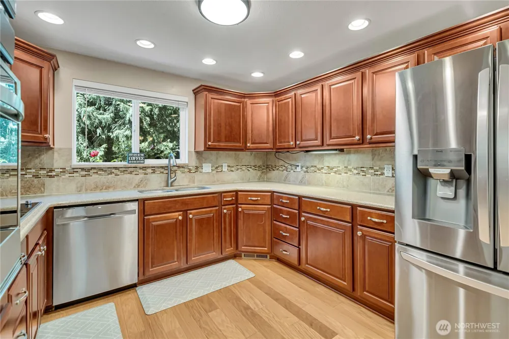 22710 253rd Avenue SE Maple Valley, WA 98038