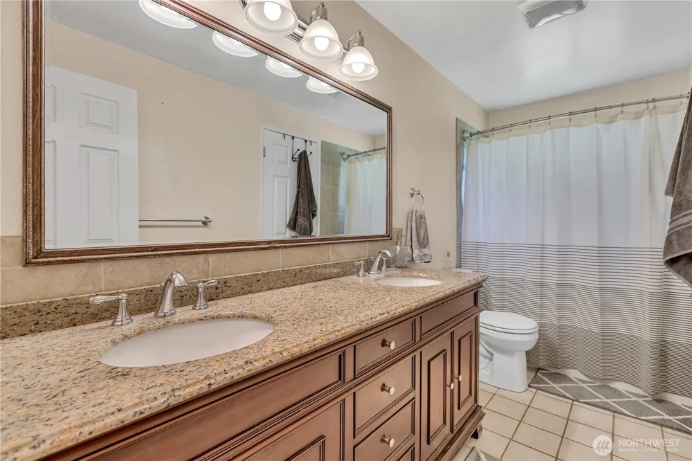 22710 253rd Avenue SE Maple Valley, WA 98038