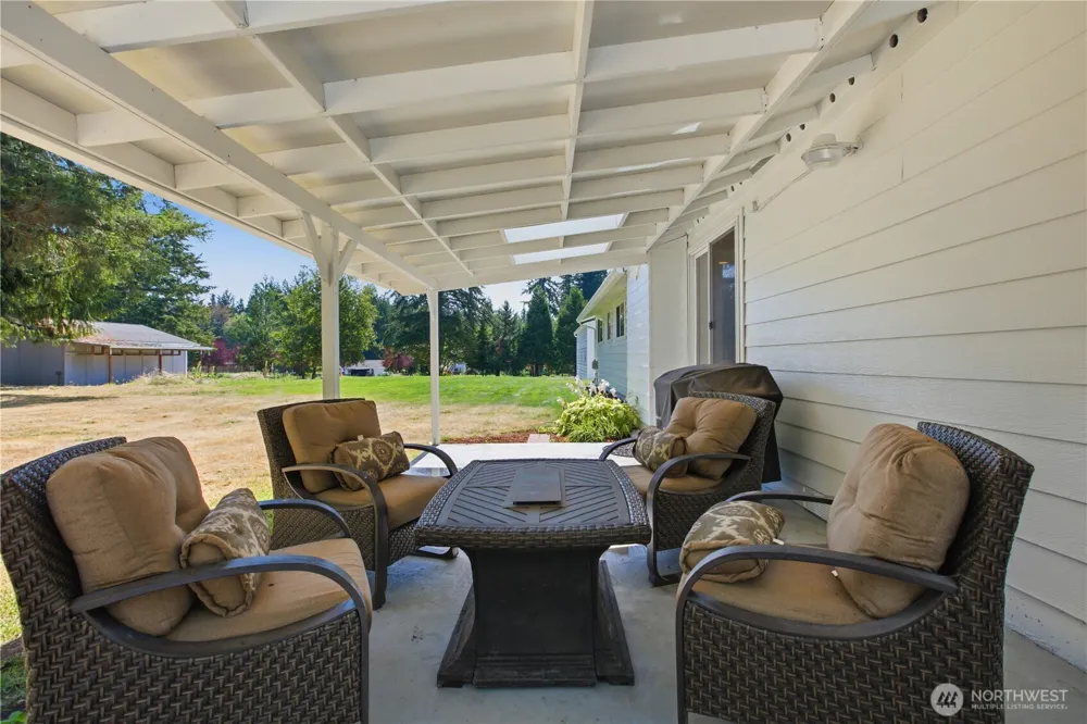 22710 253rd Avenue SE Maple Valley, WA 98038