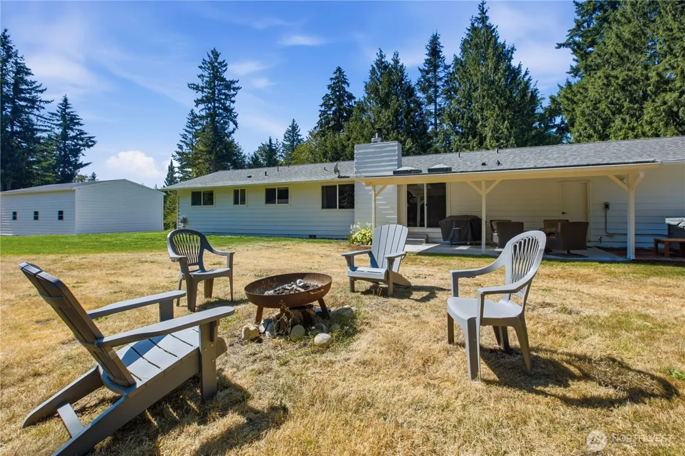 22710 253rd Avenue SE Maple Valley, WA 98038