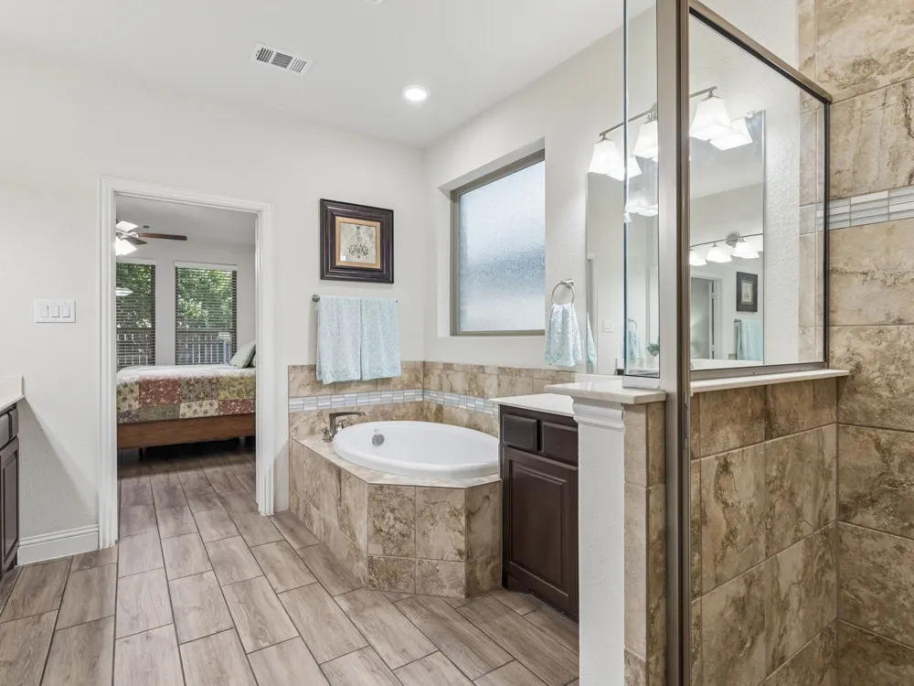 985 E Villas Court Lewisville, TX 75067
