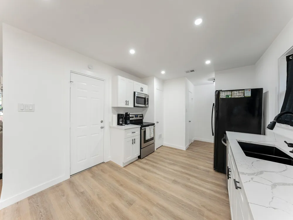 3245 Myra Lane Farmers Branch, TX 75234