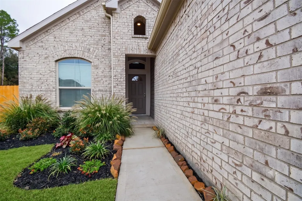 27326 Grey Fox Run Magnolia, TX 77354