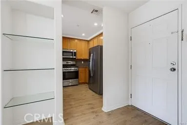 9610 Zelzah #203 Los Angeles, CA 91325