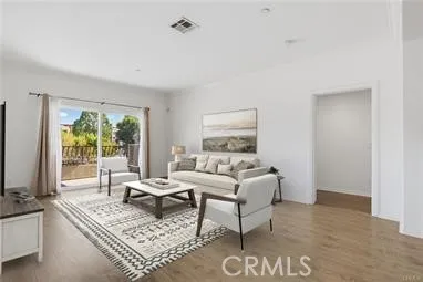 9610 Zelzah #203 Los Angeles, CA 91325
