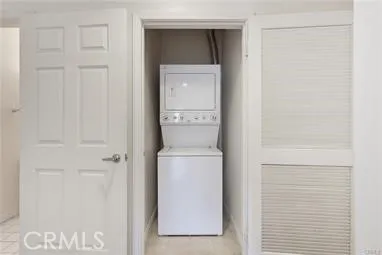 9610 Zelzah #203 Los Angeles, CA 91325