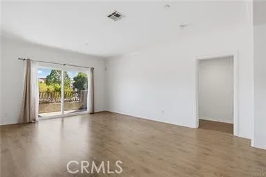 9610 Zelzah #203 Los Angeles, CA 91325