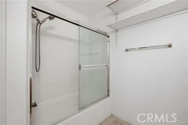 9610 Zelzah #203 Los Angeles, CA 91325