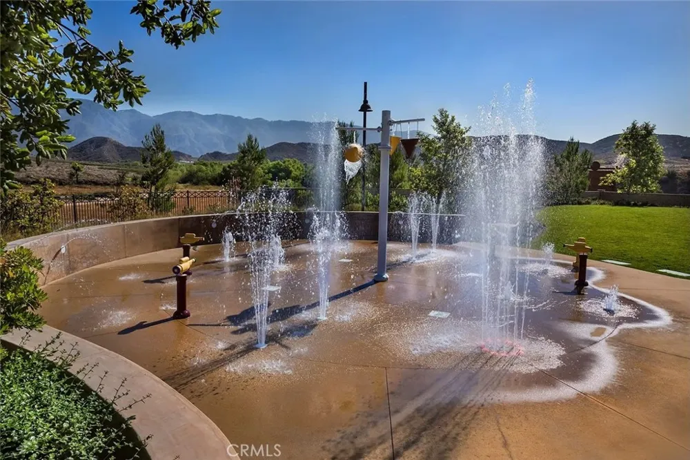 3978 Scarlet Oak Court San Bernardino, CA 92407