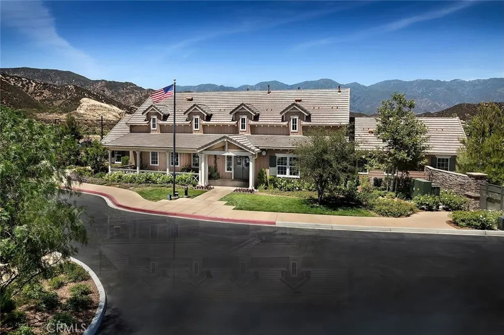 3978 Scarlet Oak Court San Bernardino, CA 92407