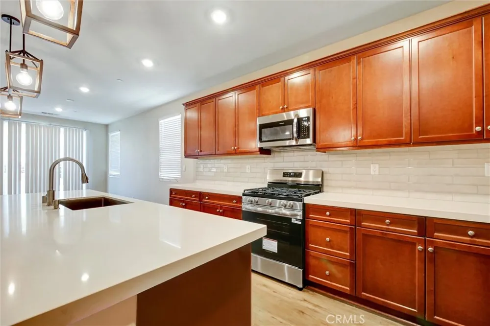 3978 Scarlet Oak Court San Bernardino, CA 92407