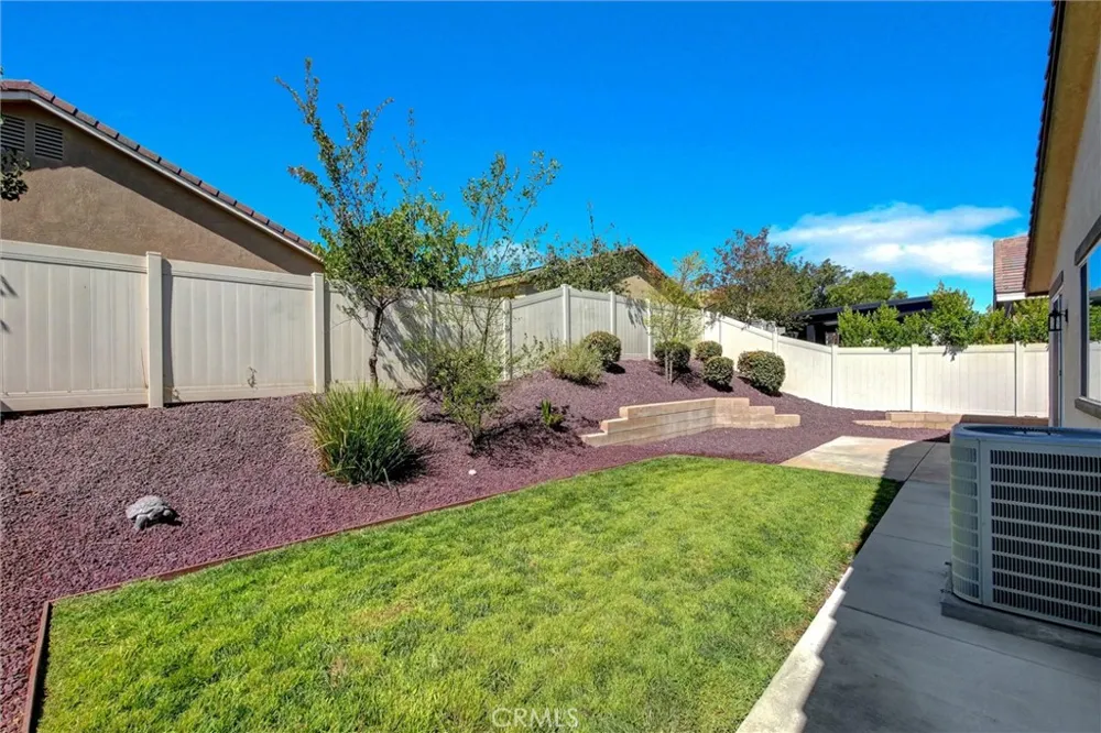 3978 Scarlet Oak Court San Bernardino, CA 92407