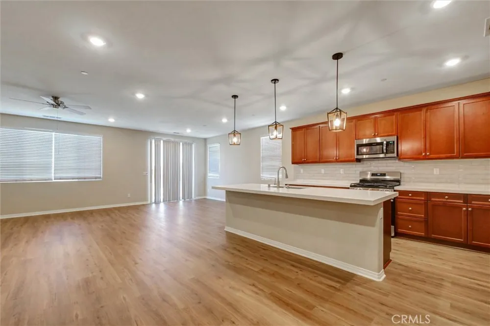 3978 Scarlet Oak Court San Bernardino, CA 92407