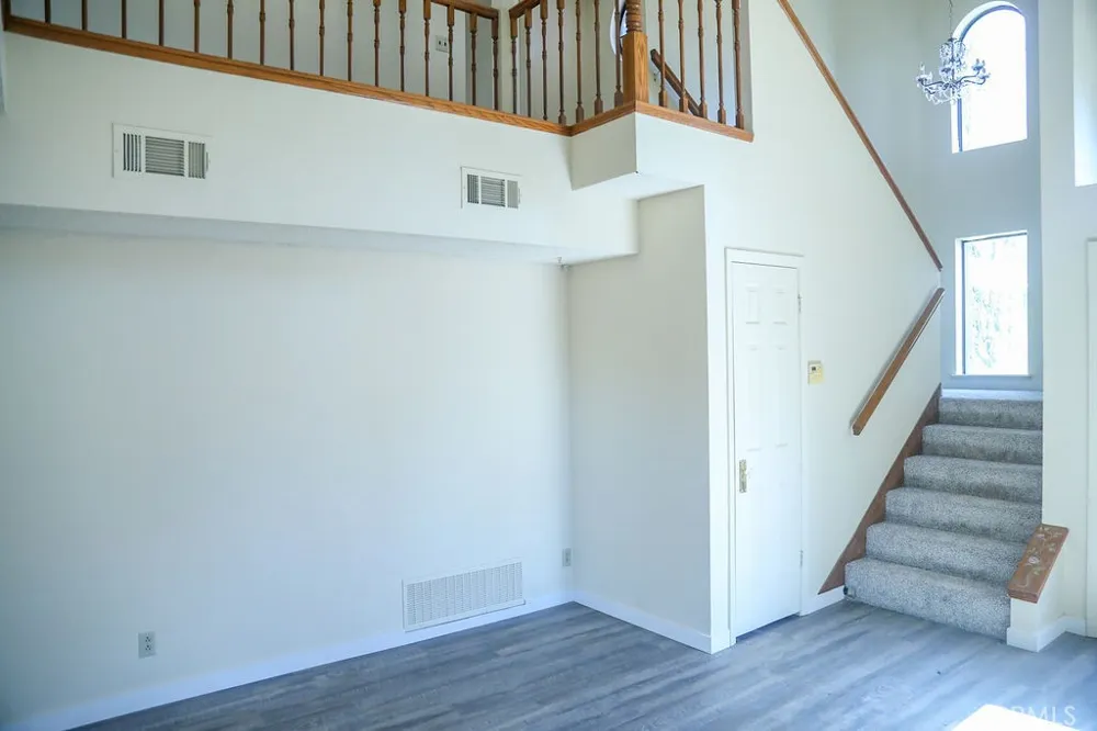 4545 W Avenue L10 Lancaster, CA 93536