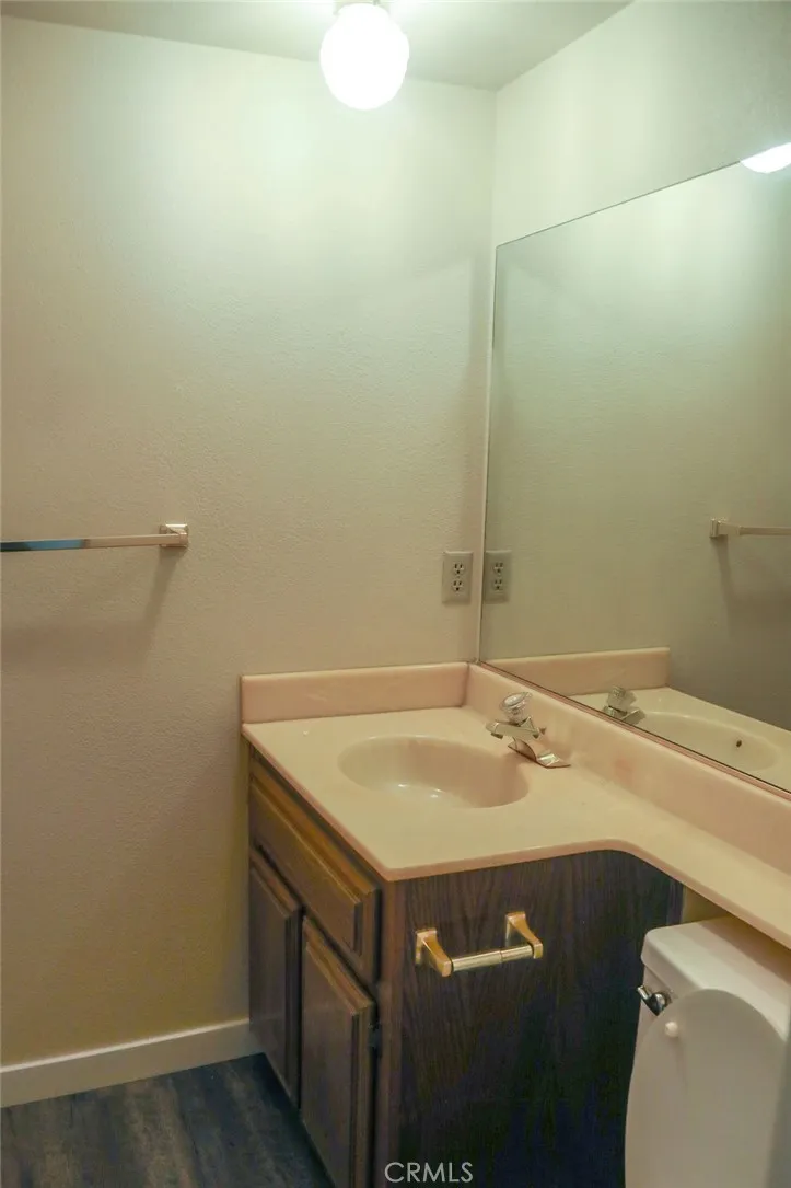 4545 W Avenue L10 Lancaster, CA 93536