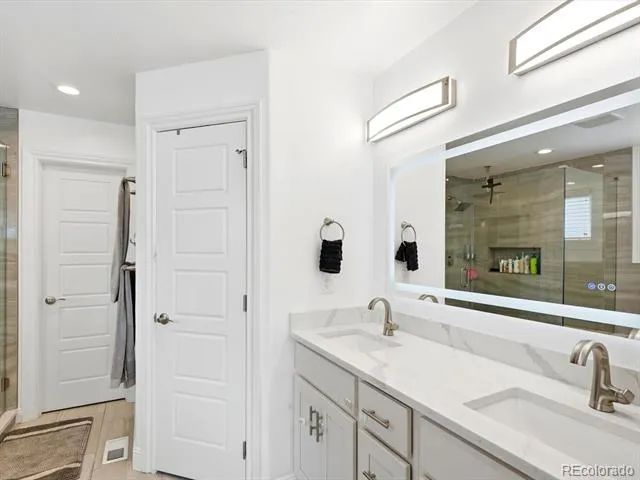 3381 S Clay Street Englewood, CO 80110