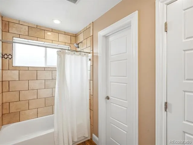 3381 S Clay Street Englewood, CO 80110