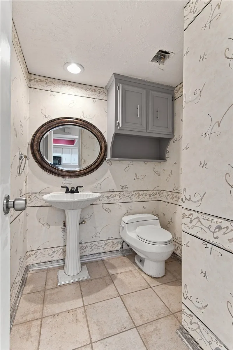 5923 S Atlanta Avenue #2 Tulsa, OK 74105