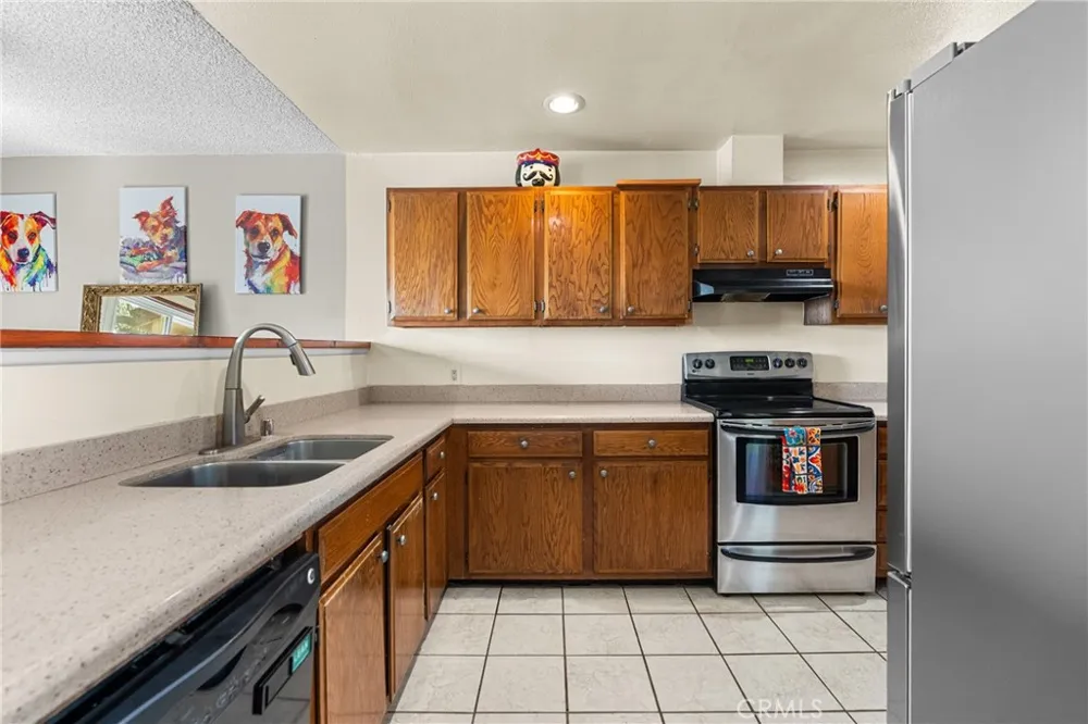 23834 Box Canyon Rd West Hills, CA 91304