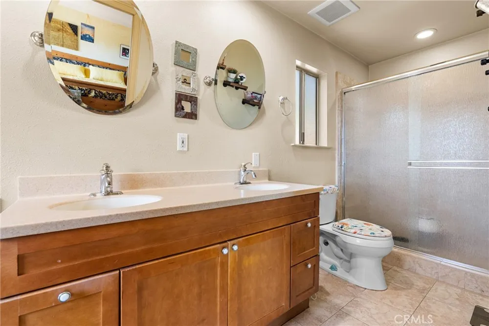 23834 Box Canyon Rd West Hills, CA 91304