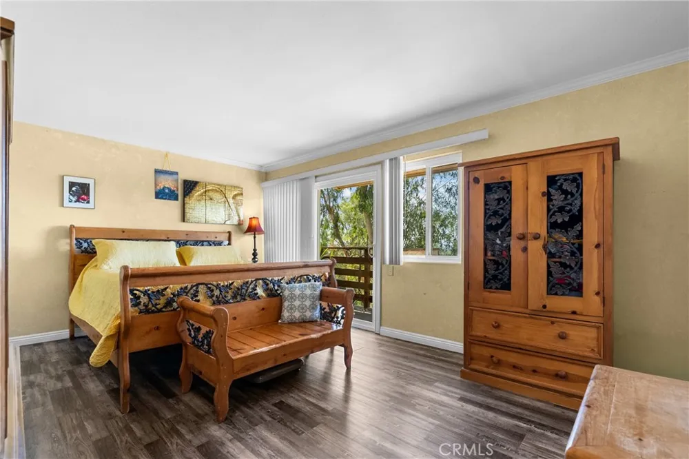 23834 Box Canyon Rd West Hills, CA 91304