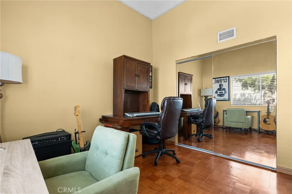23834 Box Canyon Rd West Hills, CA 91304