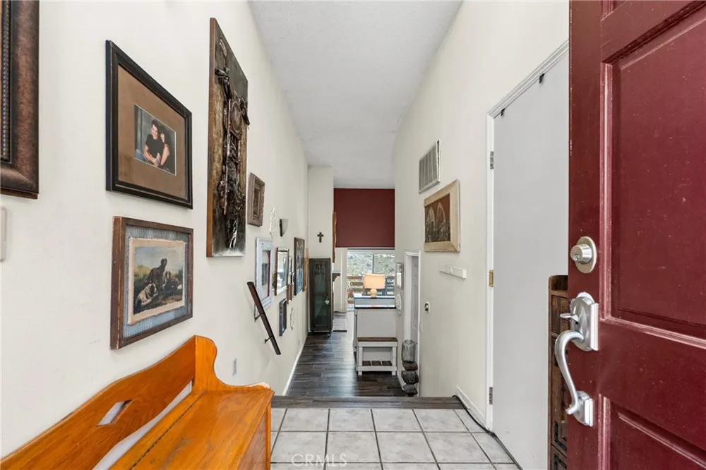 23834 Box Canyon Rd West Hills, CA 91304