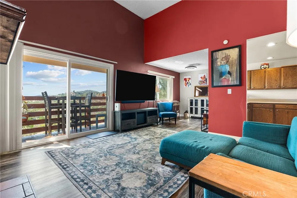 23834 Box Canyon Rd West Hills, CA 91304