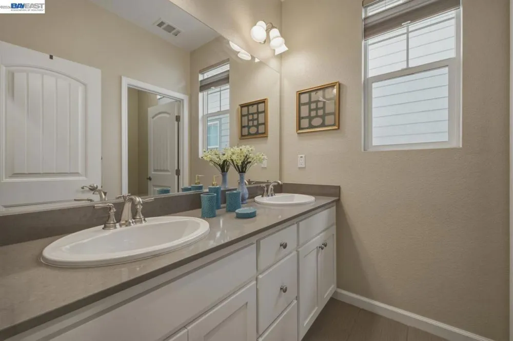 388 C St Hayward, CA 94541