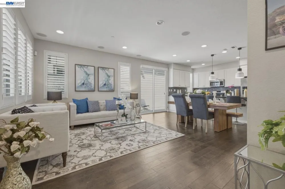 388 C St Hayward, CA 94541