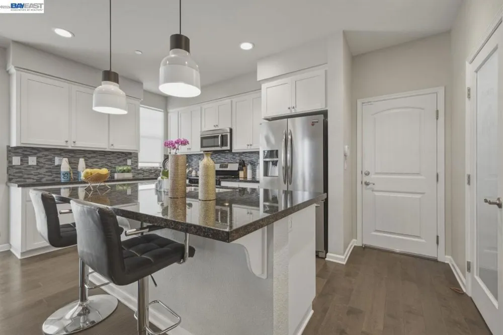 388 C St Hayward, CA 94541