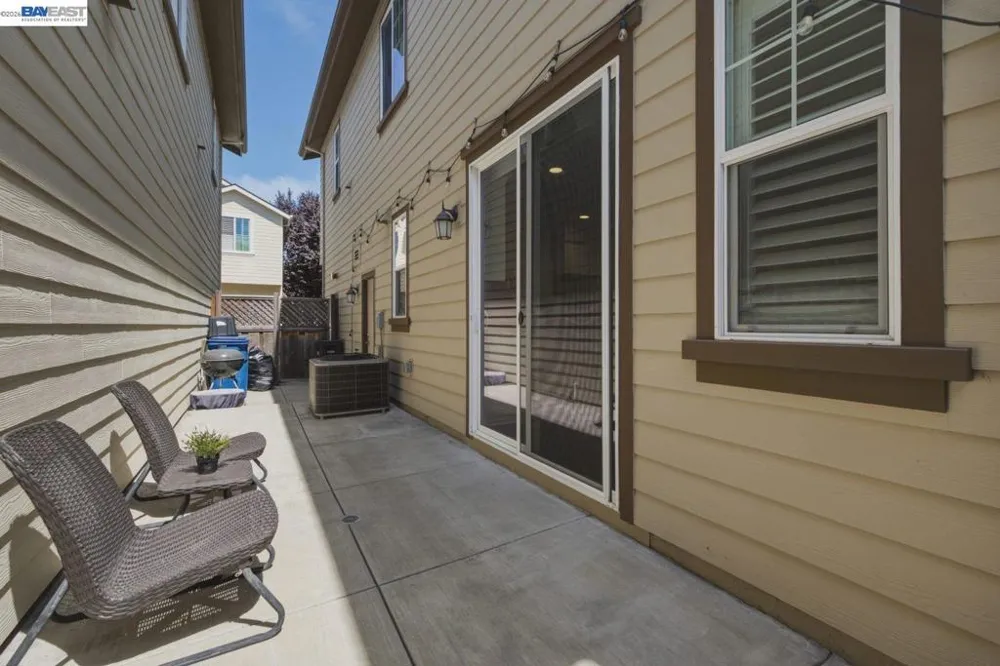 388 C St Hayward, CA 94541