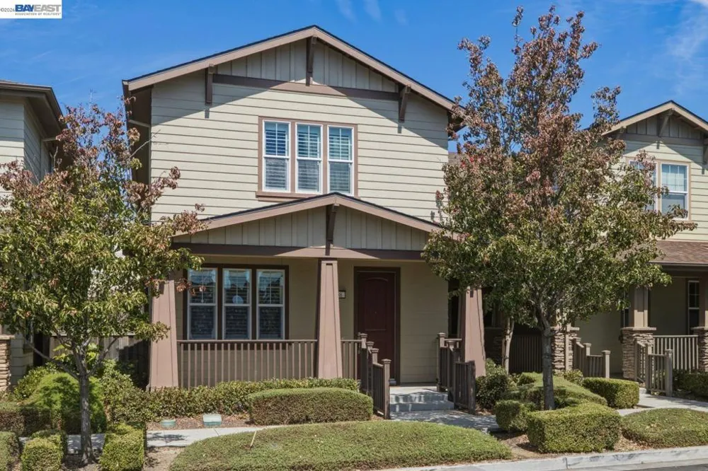 388 C St Hayward, CA 94541