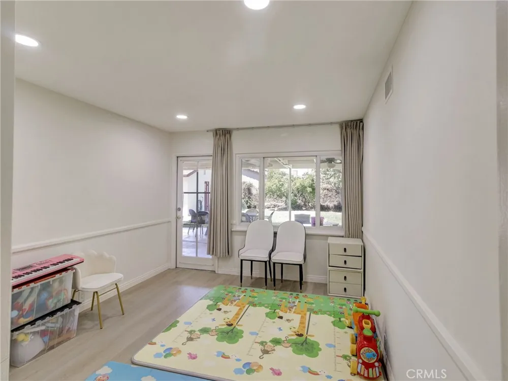 1101 S 5th Arcadia, CA 91006