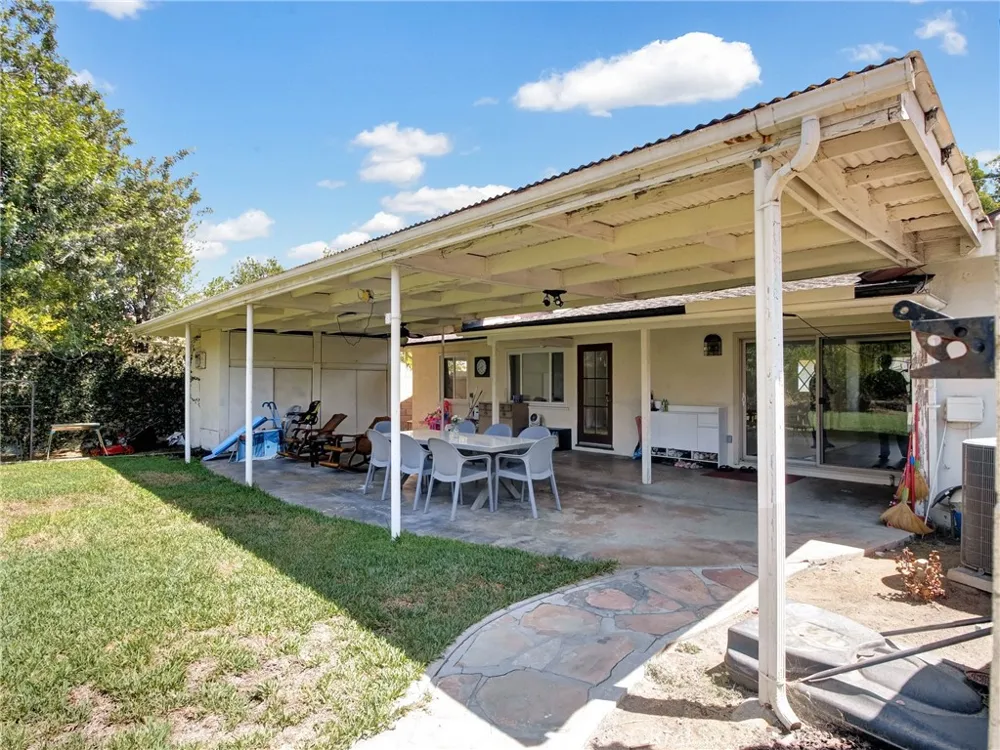 1101 S 5th Arcadia, CA 91006