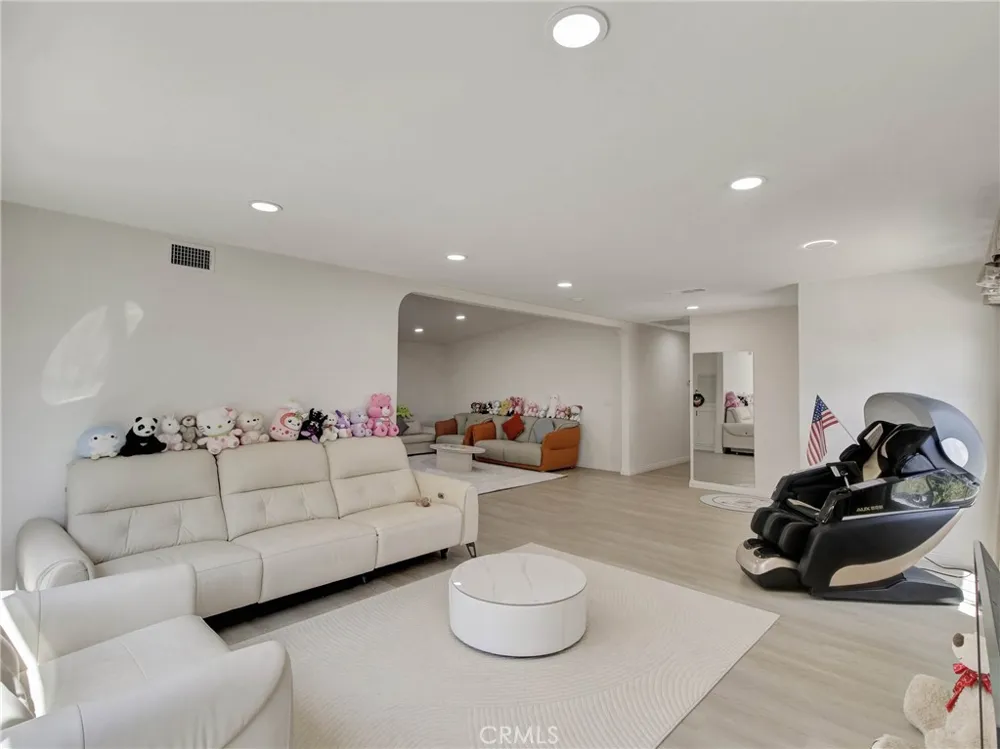 1101 S 5th Arcadia, CA 91006