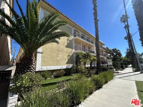 1033 6TH STREET #107