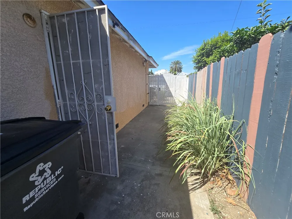 9802 Kern Avenue Garden Grove, CA 92844