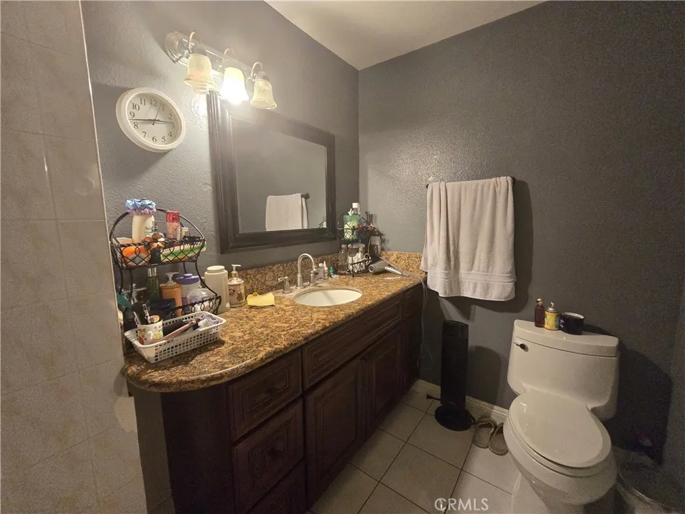 9802 Kern Avenue Garden Grove, CA 92844