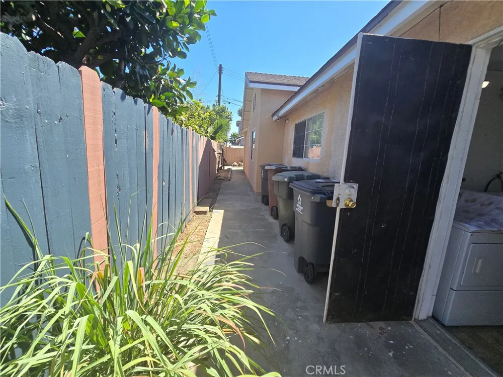 9802 Kern Avenue Garden Grove, CA 92844